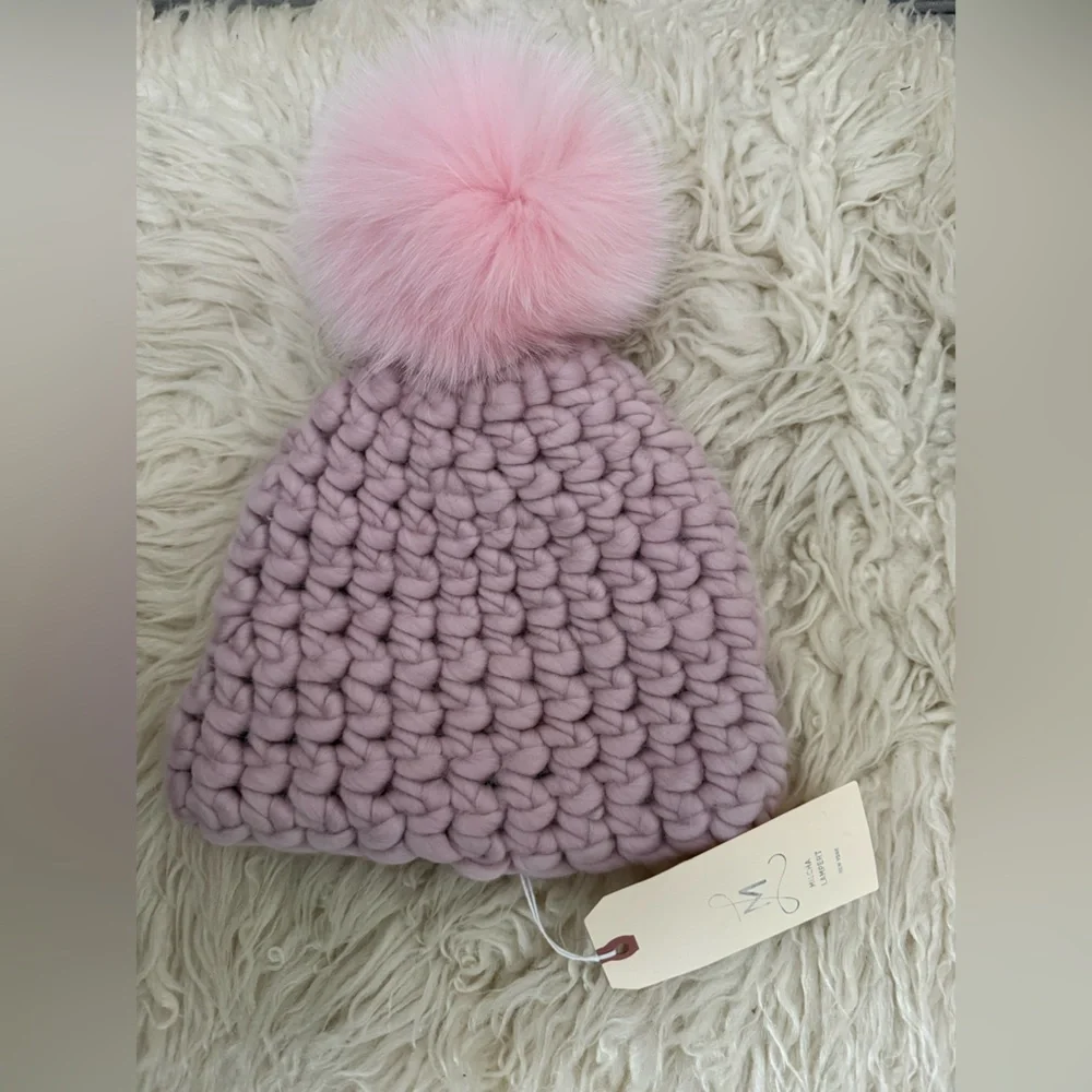 Mischa Lampert Baby Pink Beanie Pomster + Baby Pink XL Pom Deep
